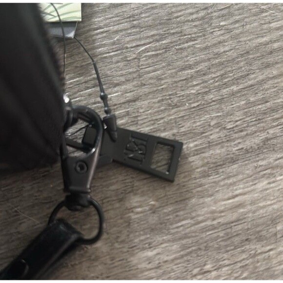 NWT Badgley Mischka Wallet With Phone Pocket Black Vegan Leather Wristlet Long - Picture 5 of 6